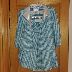 Chanel Size 42 Turquoise & Silver Metallic Tweed Jacket and Skirt